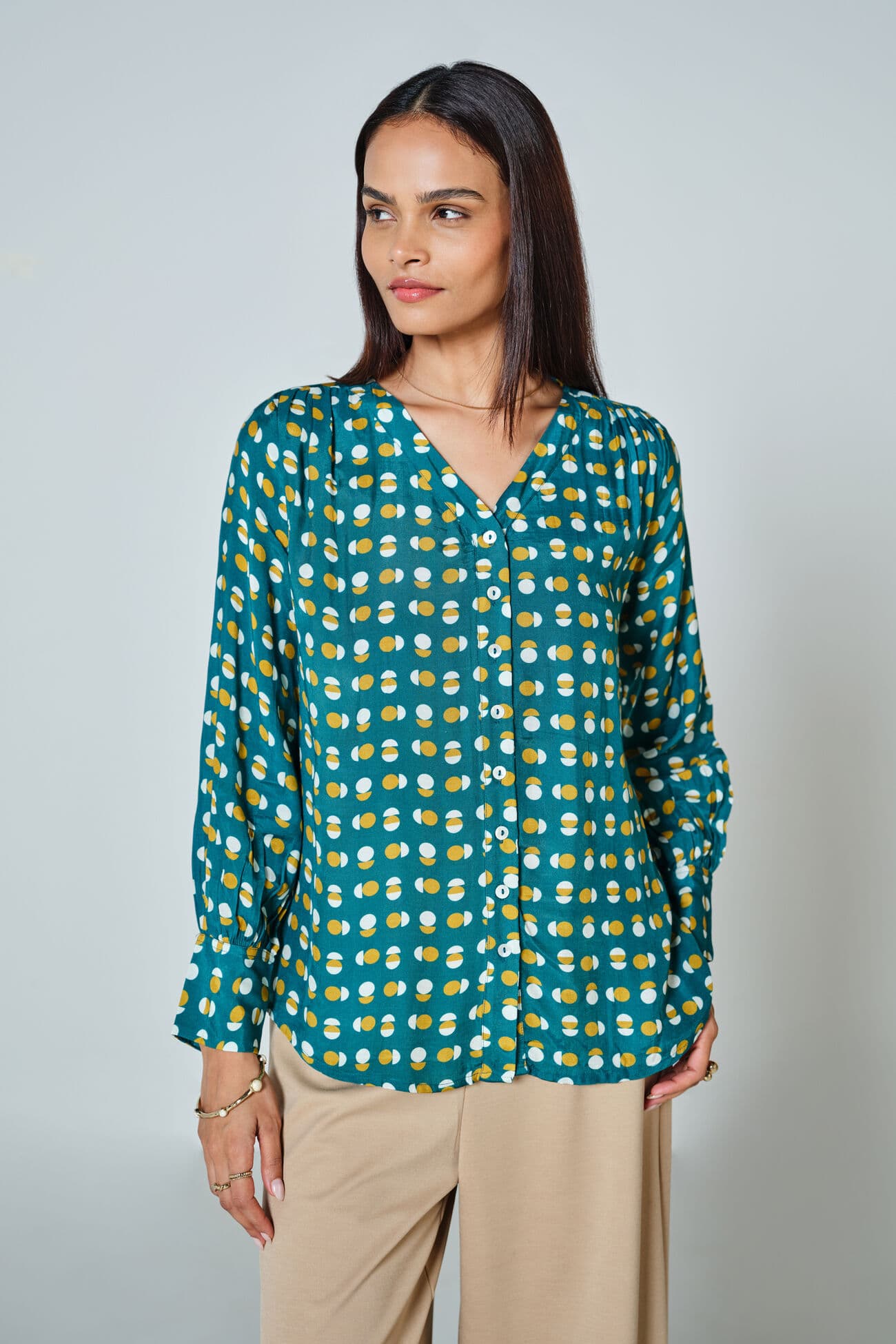 Emerald Ease Top